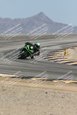 media/Oct-02-2025-Racers Edge (Thu) [[2c91cb6ab3]]/2-A Group/Session 5-Turn 12 (130pm)/